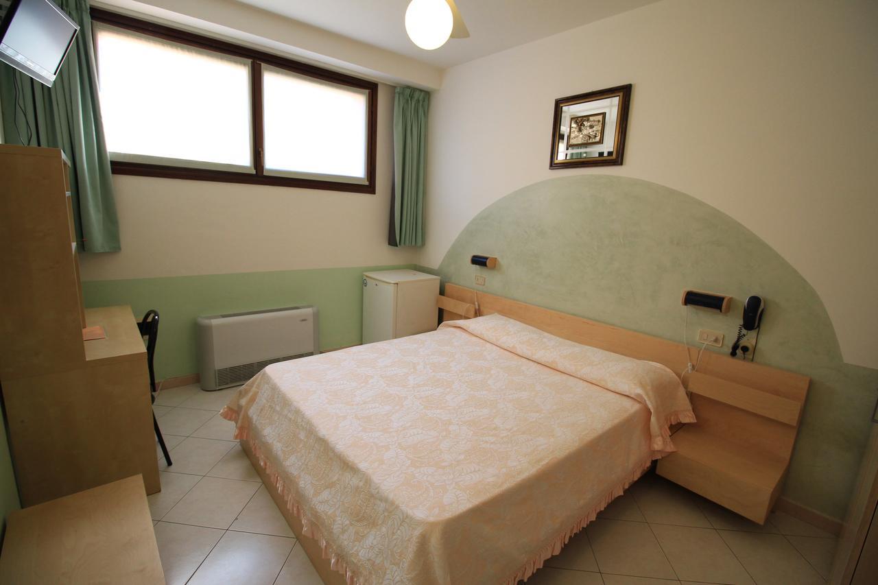 Hotel I Laghetti Polesella Extérieur photo