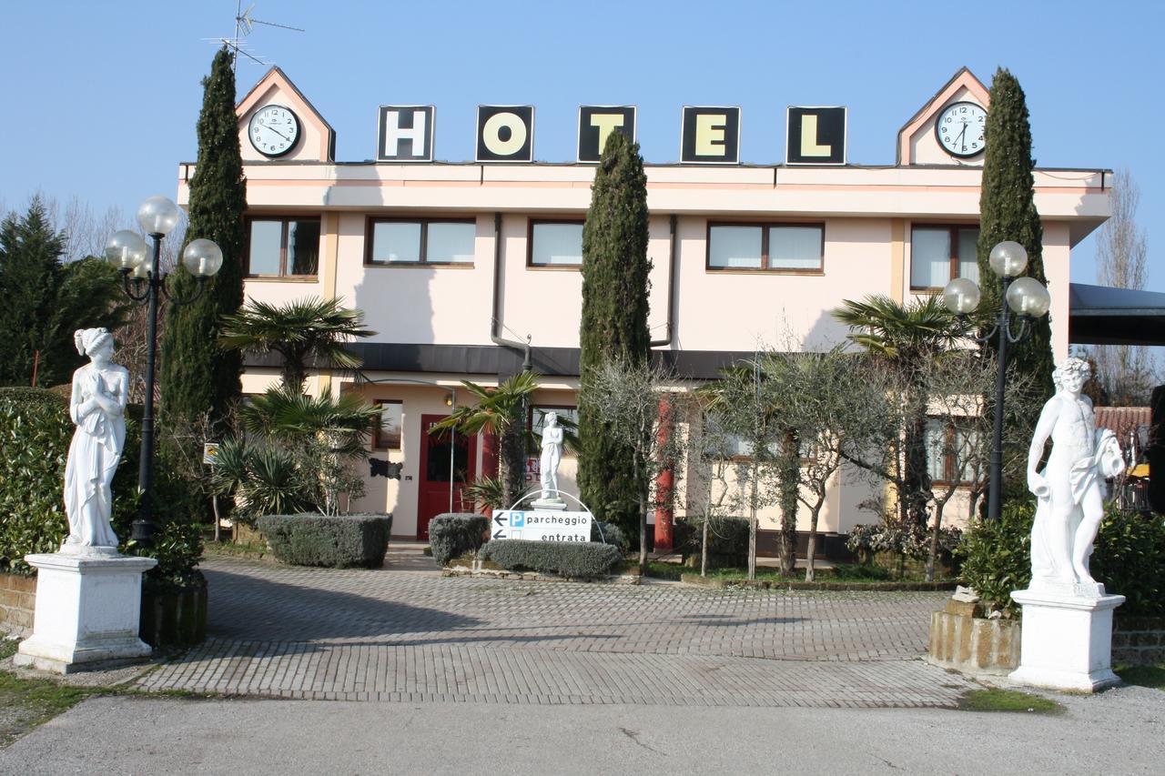 Hotel I Laghetti Polesella Extérieur photo