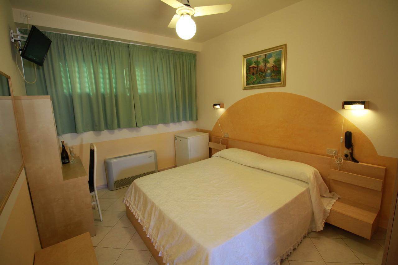 Hotel I Laghetti Polesella Extérieur photo